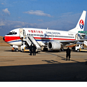 腾冲驼峰机场物流航空快运业稳步发展的原因是什么？